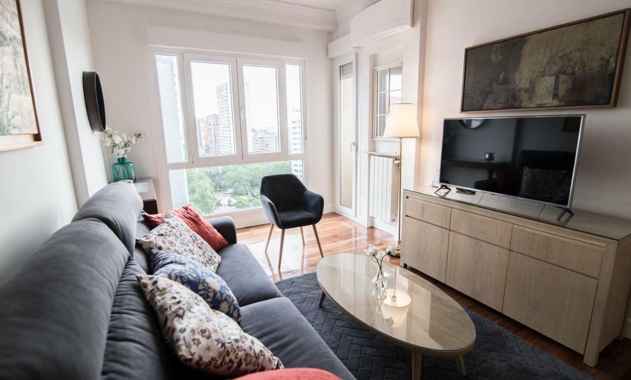 Elegant Retreat Business District Bernabeu Apartment Madrid Ngoại thất bức ảnh