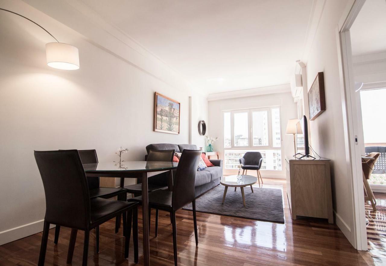Elegant Retreat Business District Bernabeu Apartment Madrid Ngoại thất bức ảnh